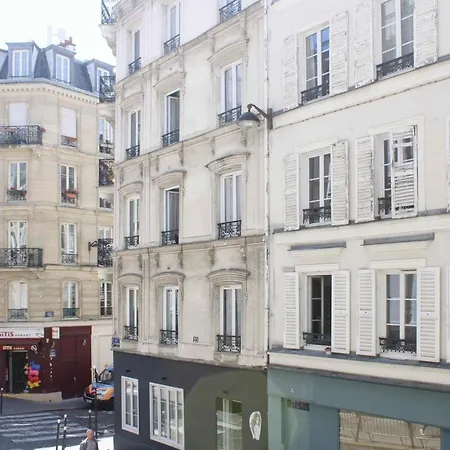 Quiet Cocoon Near Montmartre * Parigi