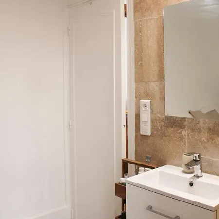 Appartamento Quiet Cocoon Near Montmartre Parigi